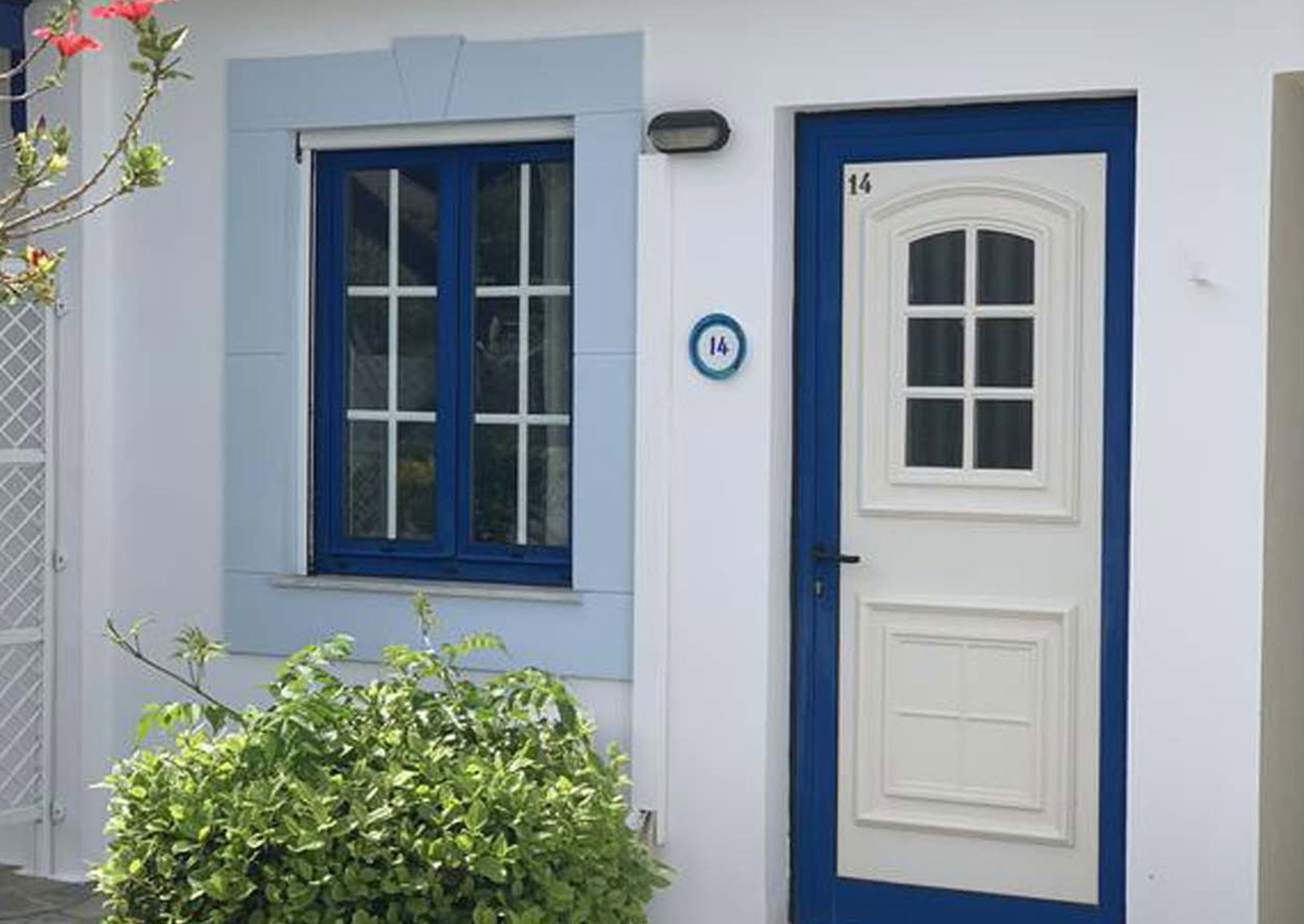 Maistrali Sea View Apartments
