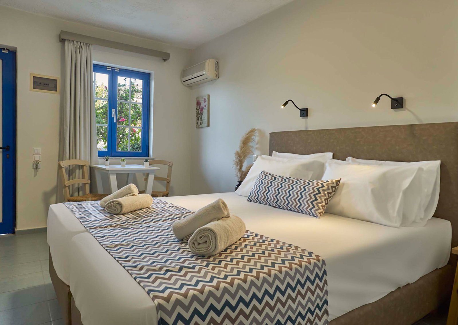 Maistrali Sea View Apartments