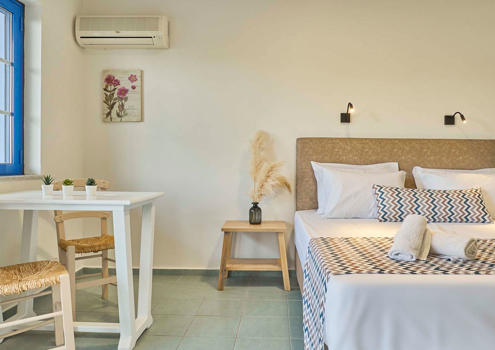 Maistrali Sea View Apartments