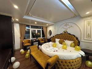 Hotel Aloha Hotel cazare Tay Ho