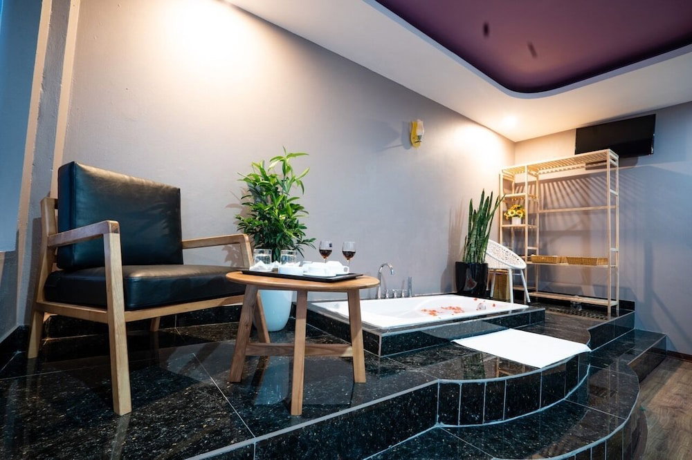 Hotel Huong Duong Hotel Yen Xa By Bay Luxury