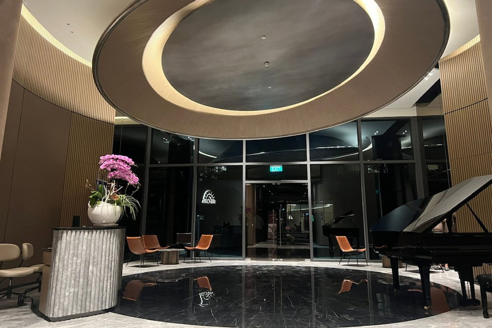 The Metropole Opera Residence By Kaystay