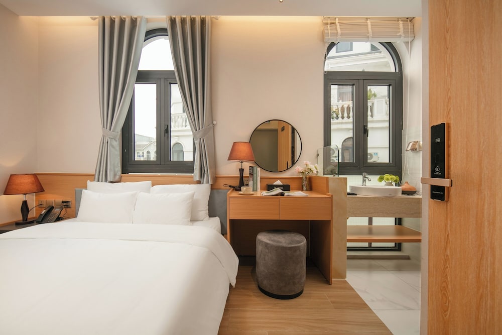 Pca Hotel 1- Vinhomes Ocean Park