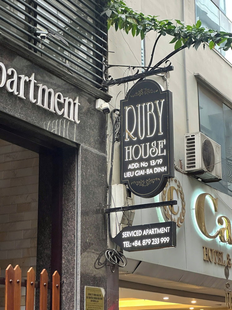 Ruby Serviced Apartment Lieu Giai