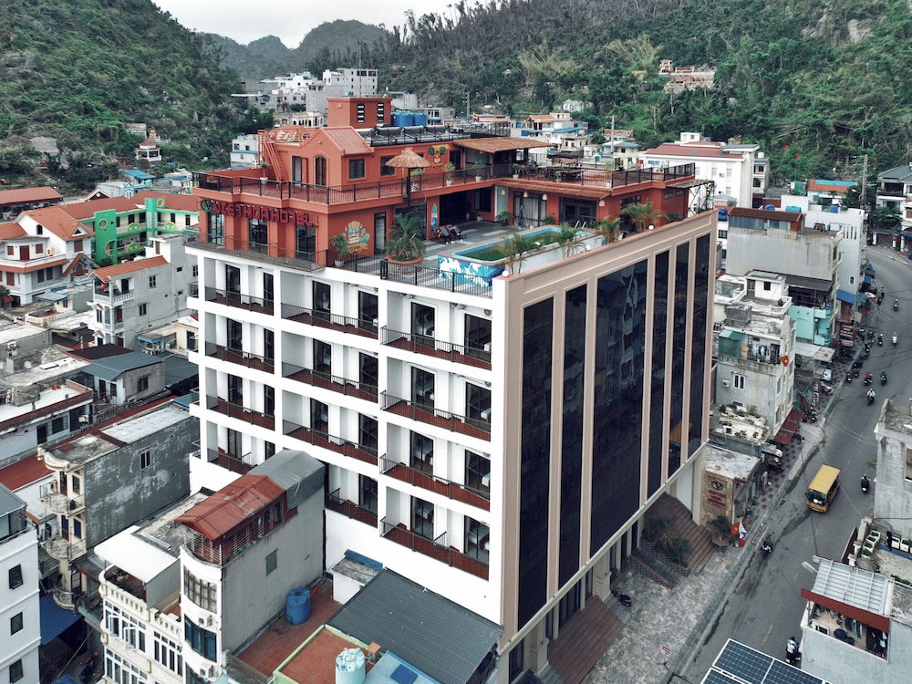 Hotel Viet Hoa Hotel & Residence Cat Ba - Rooftop Pool