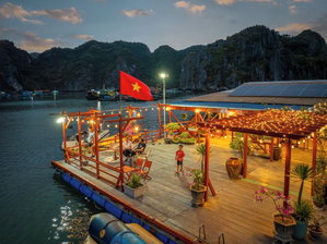 Hotel Cat Ba Fishing Village Bay House cazare Cat Ba
