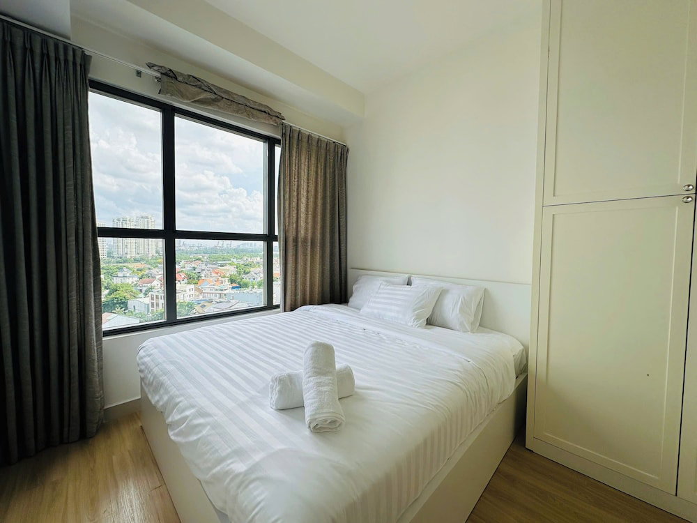 Nice Luxury Apartments The Sun Avenue