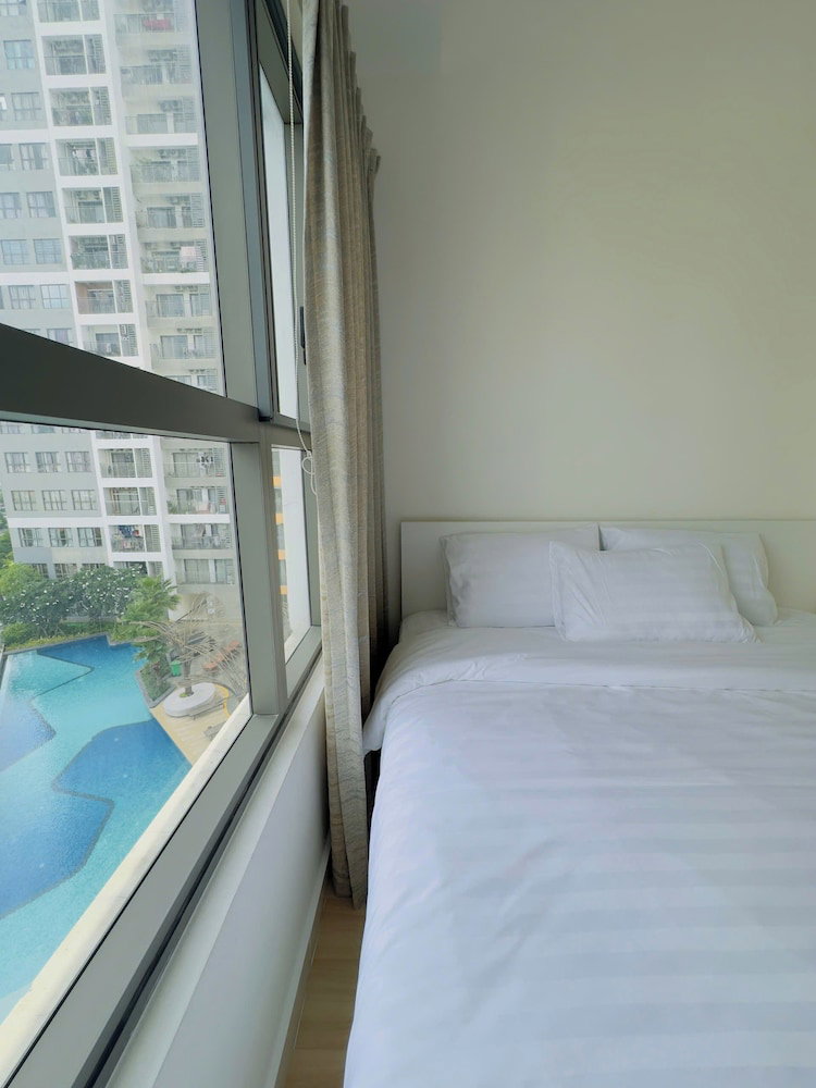 Nice Luxury Apartments The Sun Avenue
