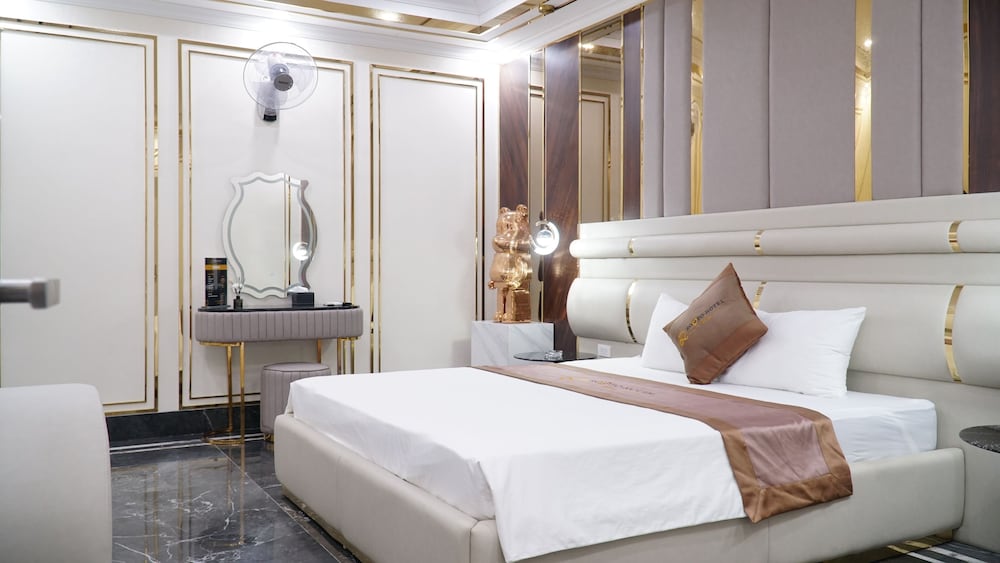Romeo Villa Hotel Hn - By Bay Luxury