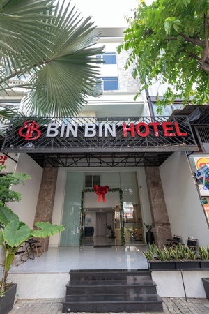 Hotel Bin Bin Hotel 6 Near Secc D7 cazare Quan Bon