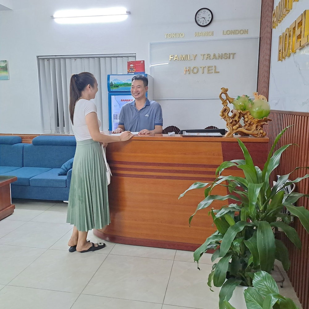 Family Transit Hotel Airport
