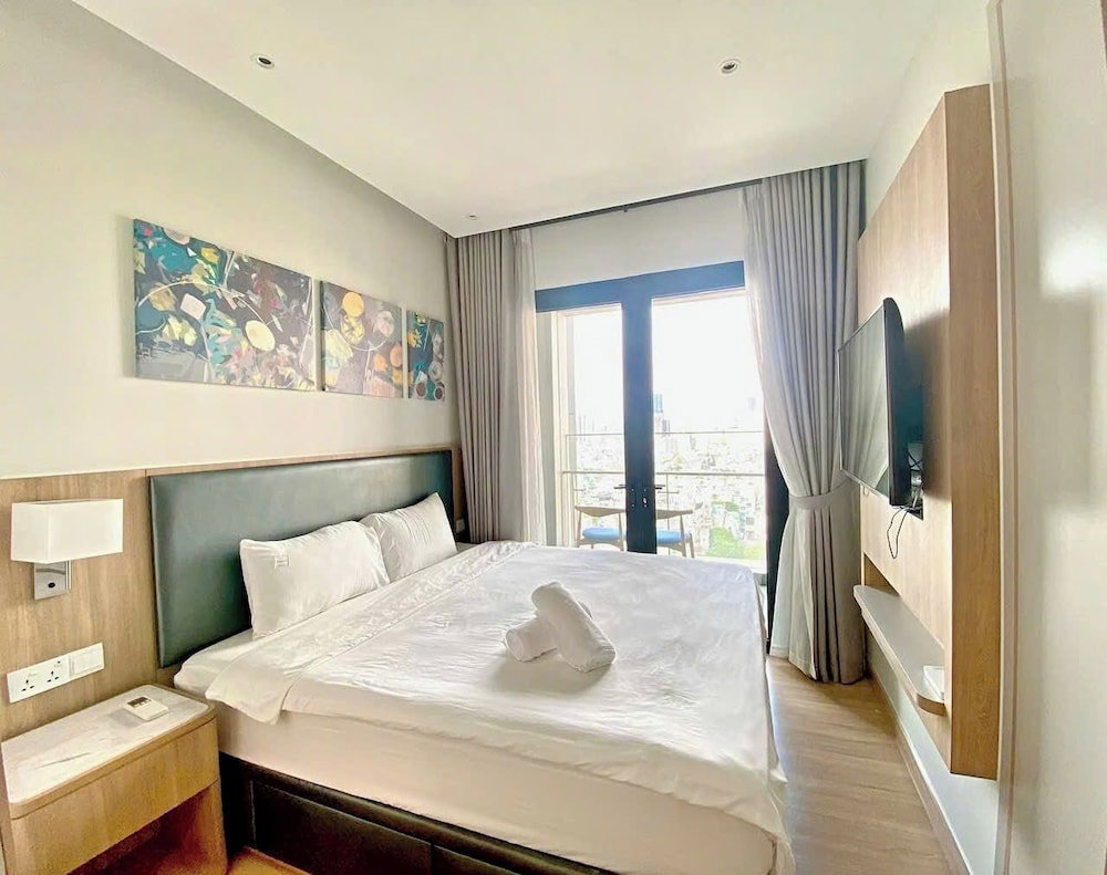 Capital Zenity & D1 Mension Apartment, District 1 By Skyway