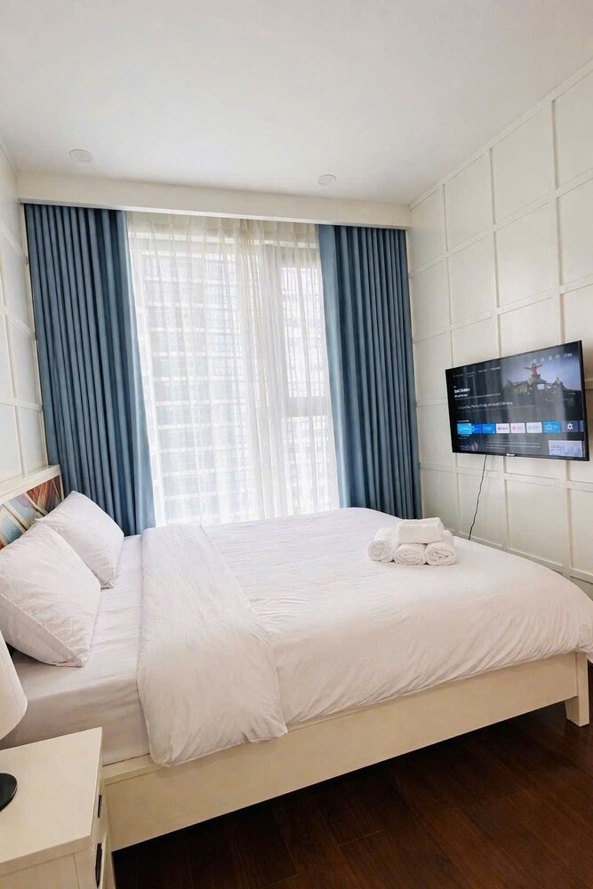 Apartment In Masteri West Heights