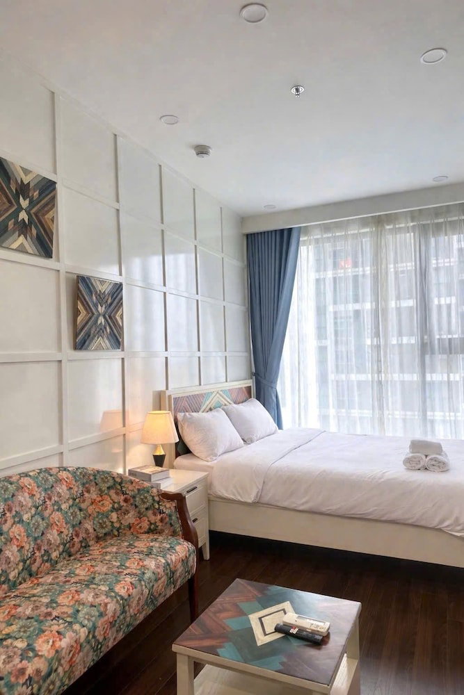 Apartment In Masteri West Heights