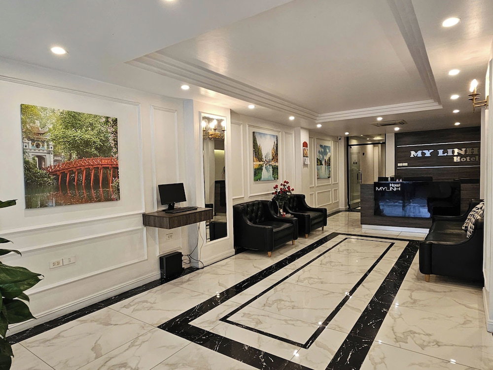 Moon Luxury Hotel