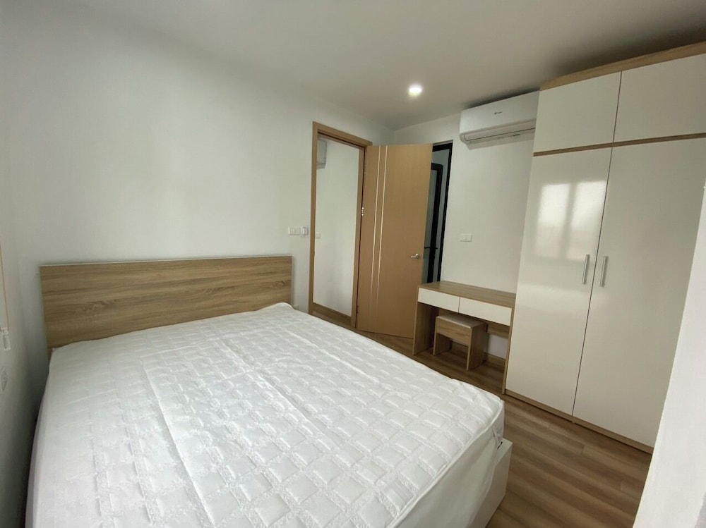 Era Apartment Thai Ha