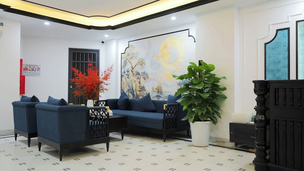 Royal Hotel Trinh Van Bo Nam Tu Liem