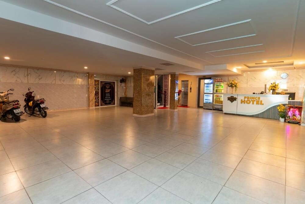 Prince Hotel