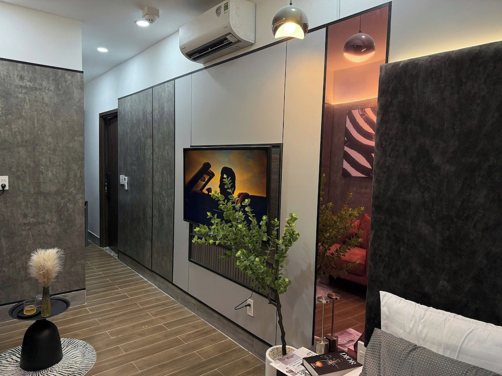Unite Staycation Nhieu Tu