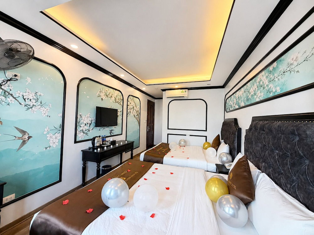 Crown Luxury Hotel