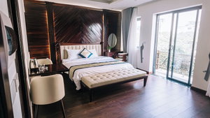 Hotel Golden Hotel Ha Noi cazare Trau Quy