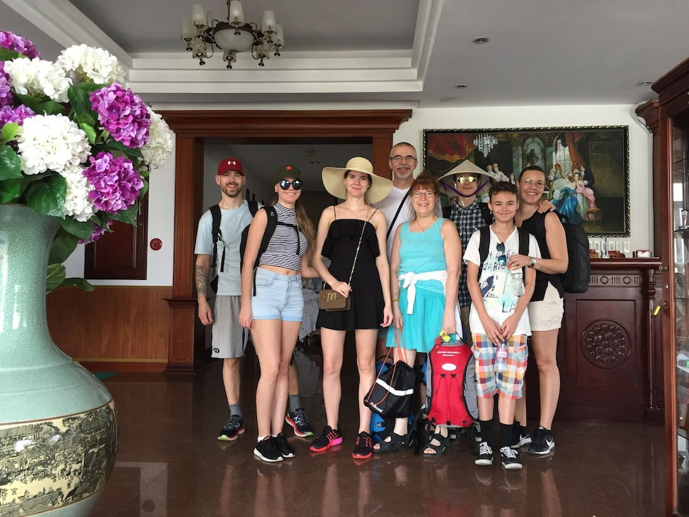 Hoa Phat Hotel & Apartment