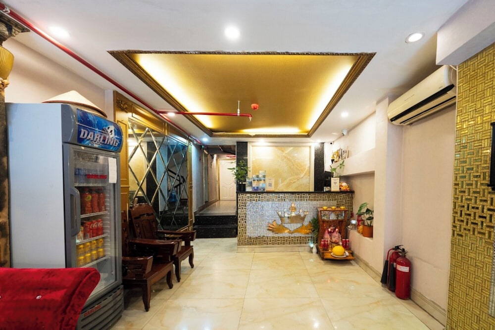 Crowne Bui Vien Hotel