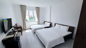 Hotel Ha Bao Chau Hotel Tan Binh cazare Quan Tan Phu
