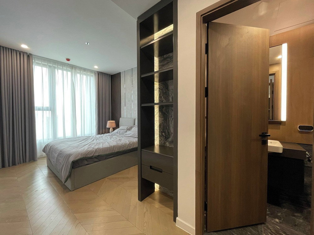 Lumiere Riverside By Aura Luxury