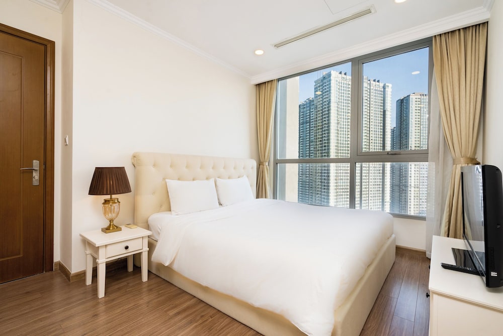 Vinhomes Central Park - The Landmark