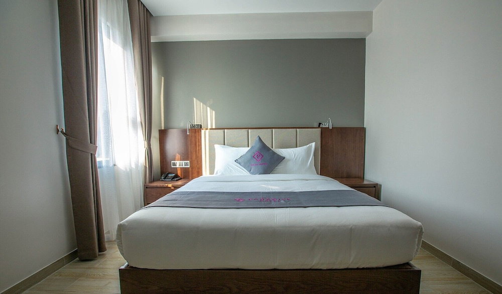 Cat Ba Paradise Hotel