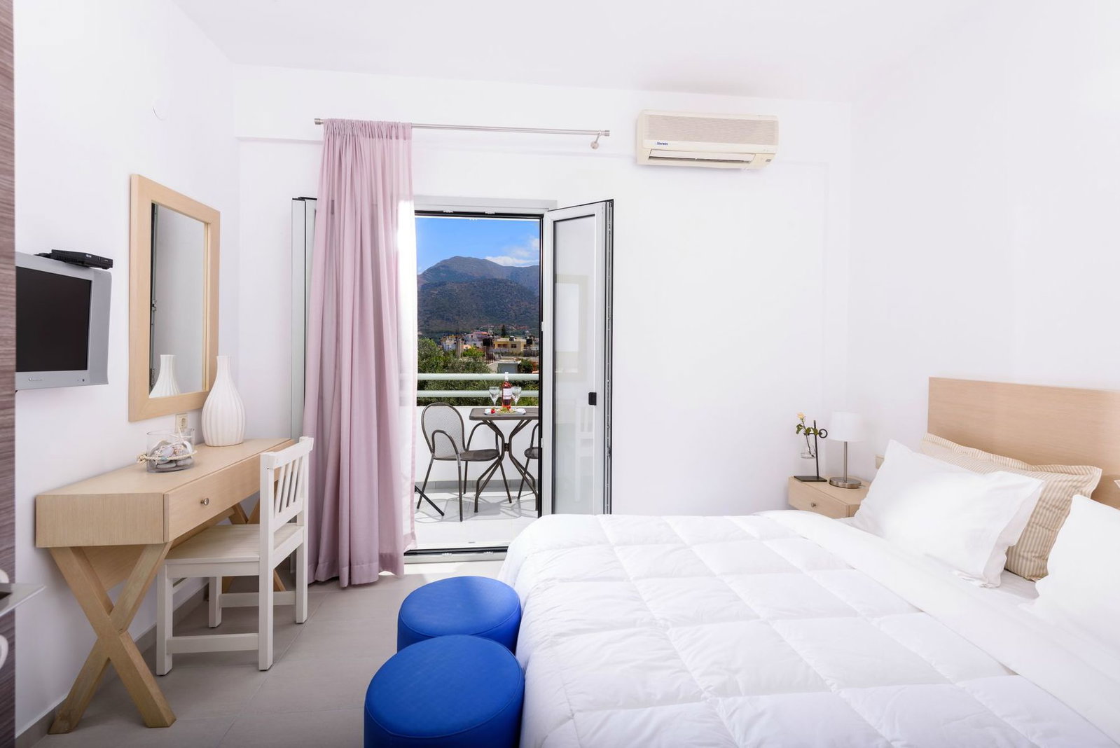 dal travel Angela Studios & Apartments