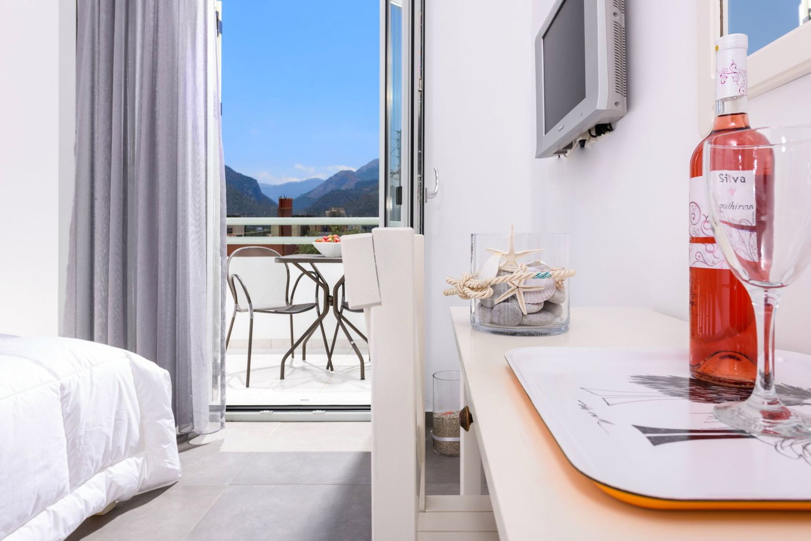 dal travel Angela Studios & Apartments