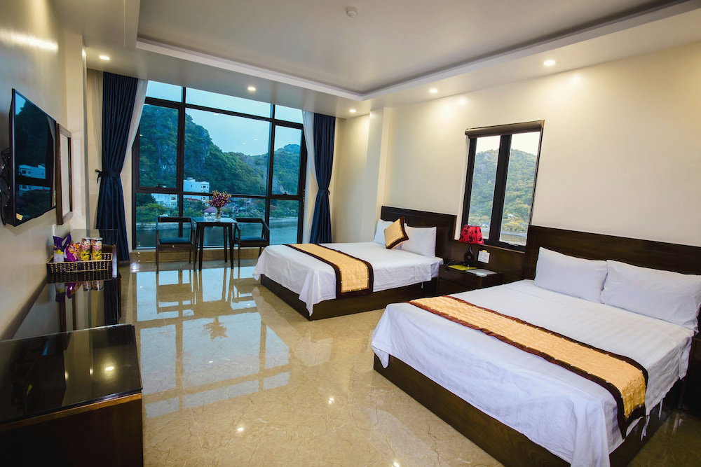 Aroma Cat Ba Sea View Hotel
