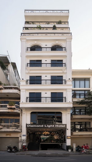 Hotel Diamond Light Hotel cazare Dong Da