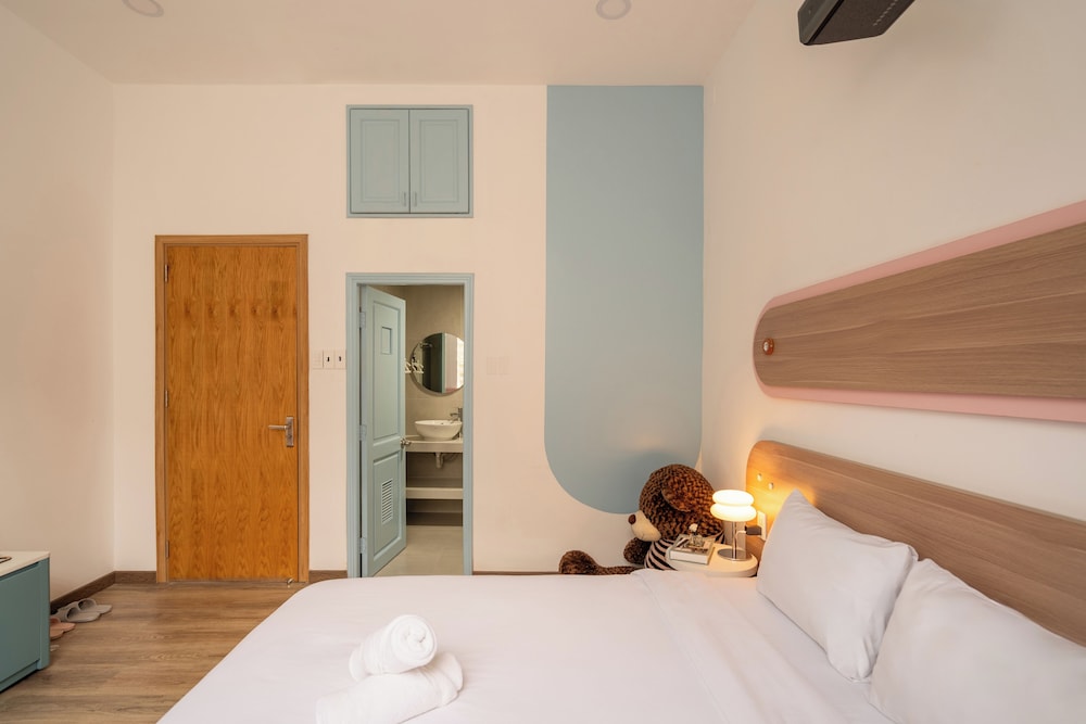 Cham's Hotel & Homestay