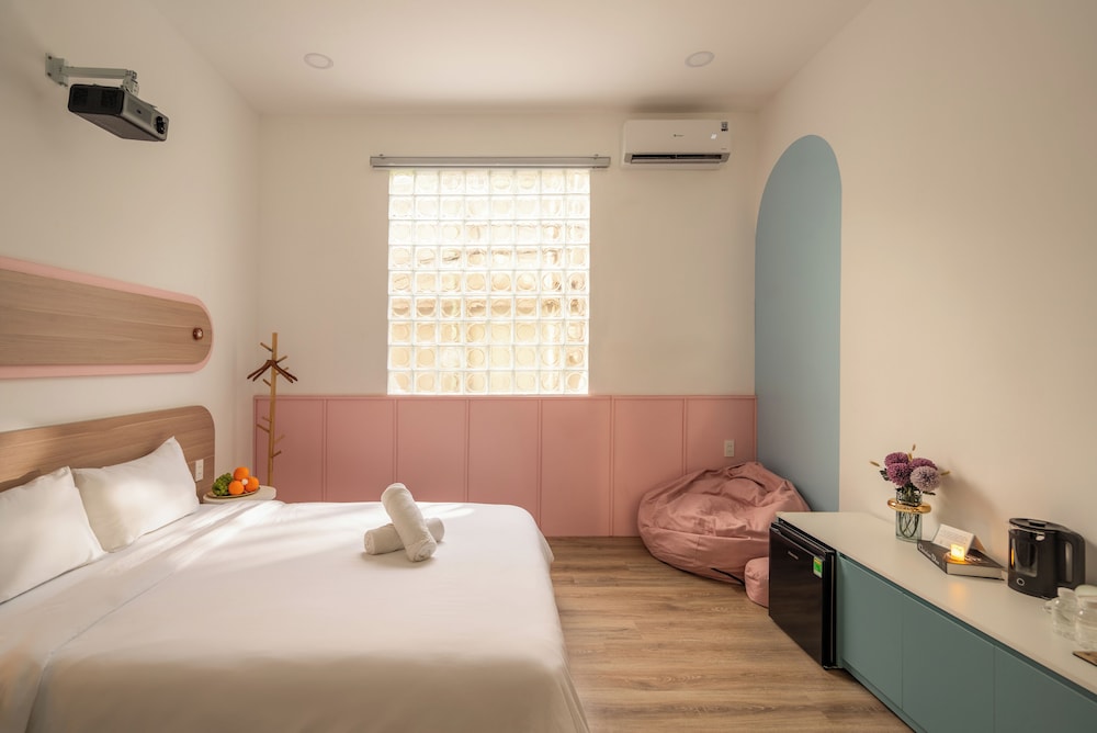 Cham's Hotel & Homestay