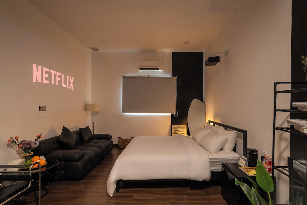 Cham's Hotel & Homestay