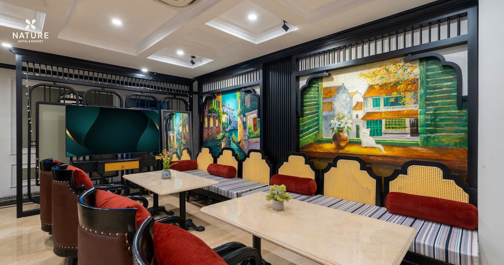 Nature Hotel - Ba Dinh