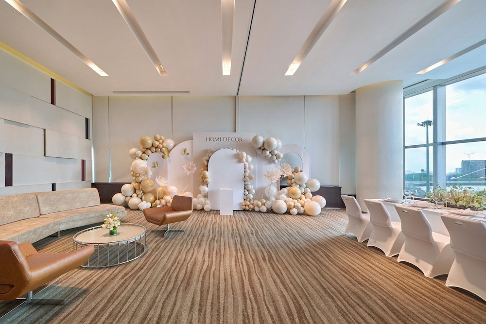 Le Meridien Saigon