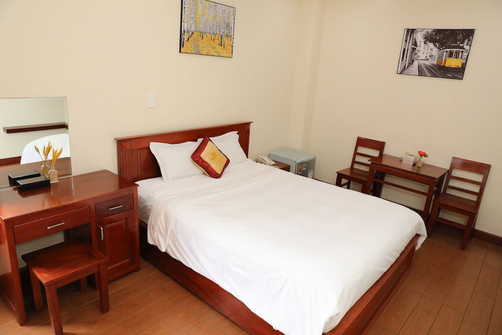 Thành Vinh Hotel & Apartment