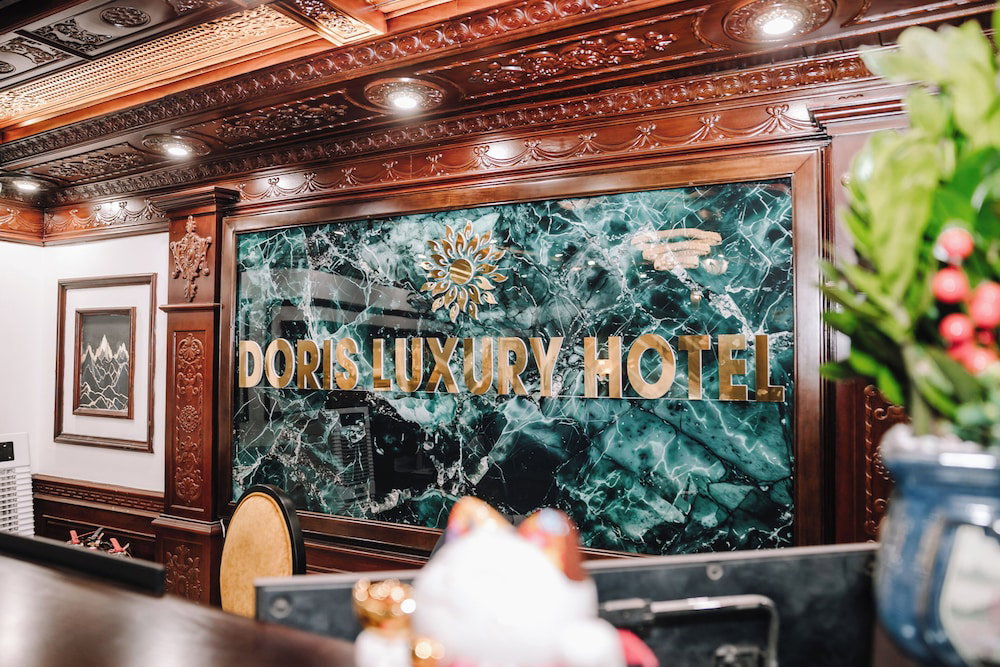 Doris Luxury Hotel