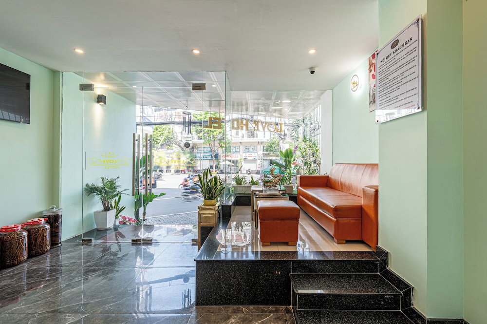 Cozrum - Love Hotel Trần Thị Nghỉ