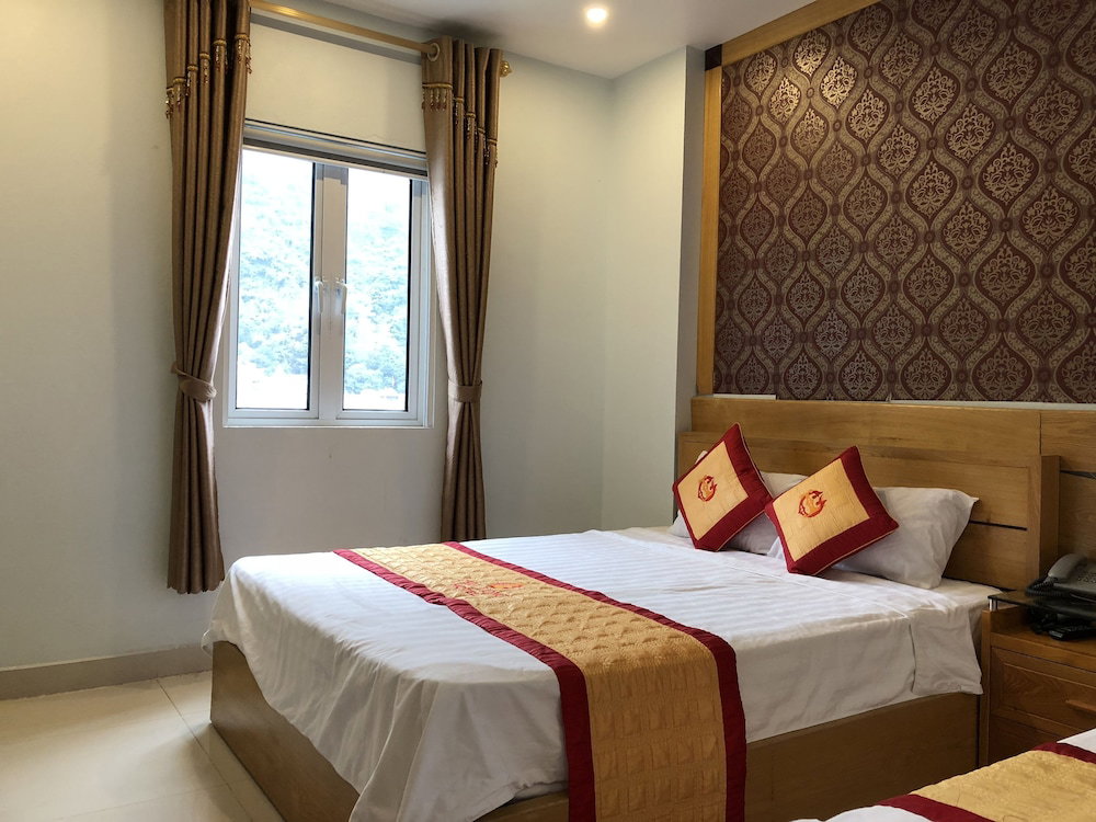 Chu Long Hotel & Spa