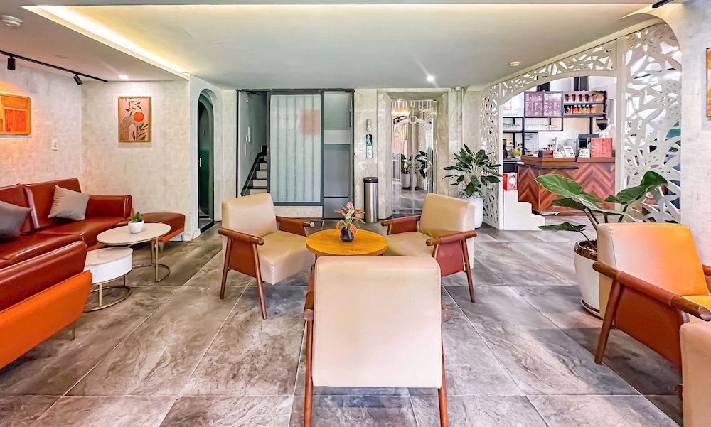 Golden Sun Hotel Apartments