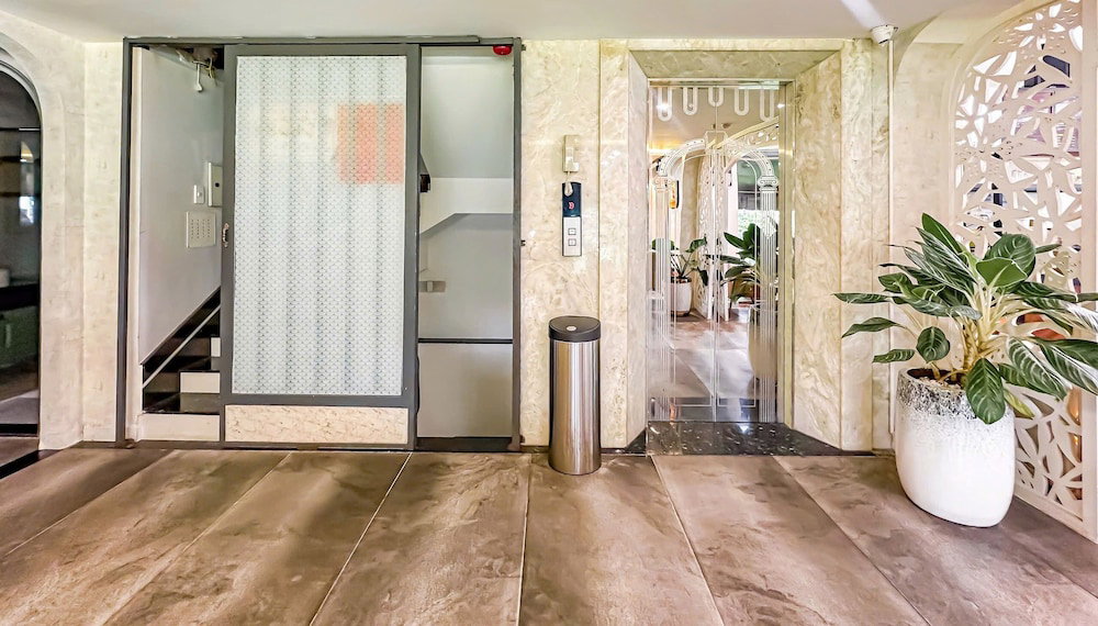Golden Sun Hotel Apartments