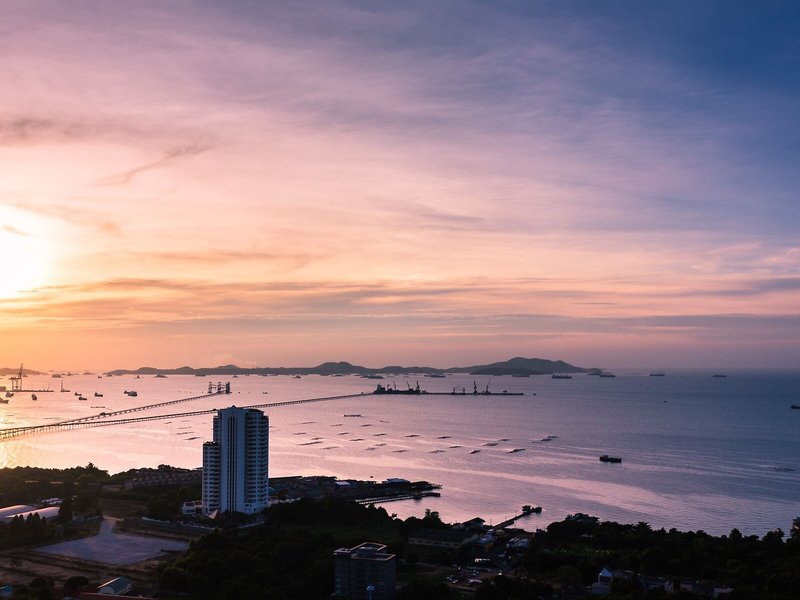 Arize Hotel Sri Racha