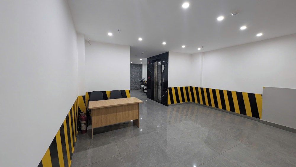 Aira Khuong Thuong Apartment