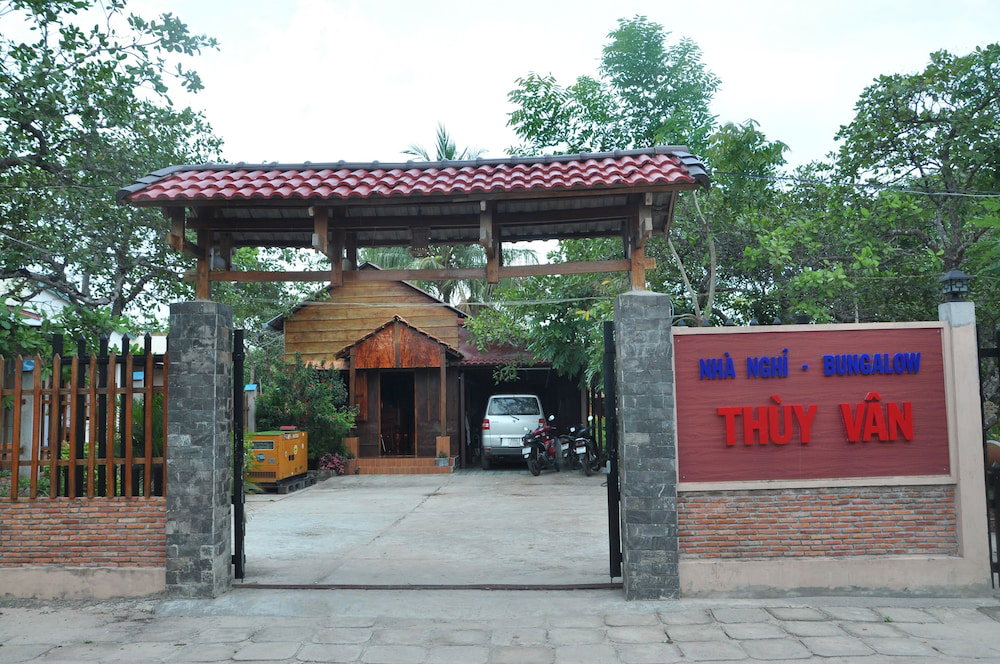 Thuy Van Bungalow