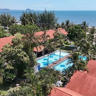 Hotel Dolphin Bay Resort cazare Sam Roi Yot